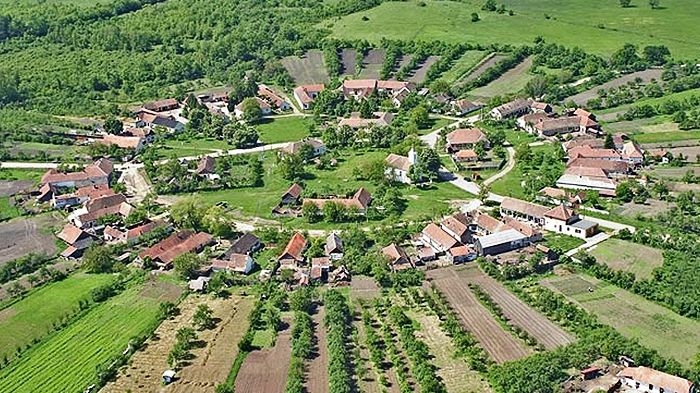 Charlottenburg, singurul sat circular din Banat