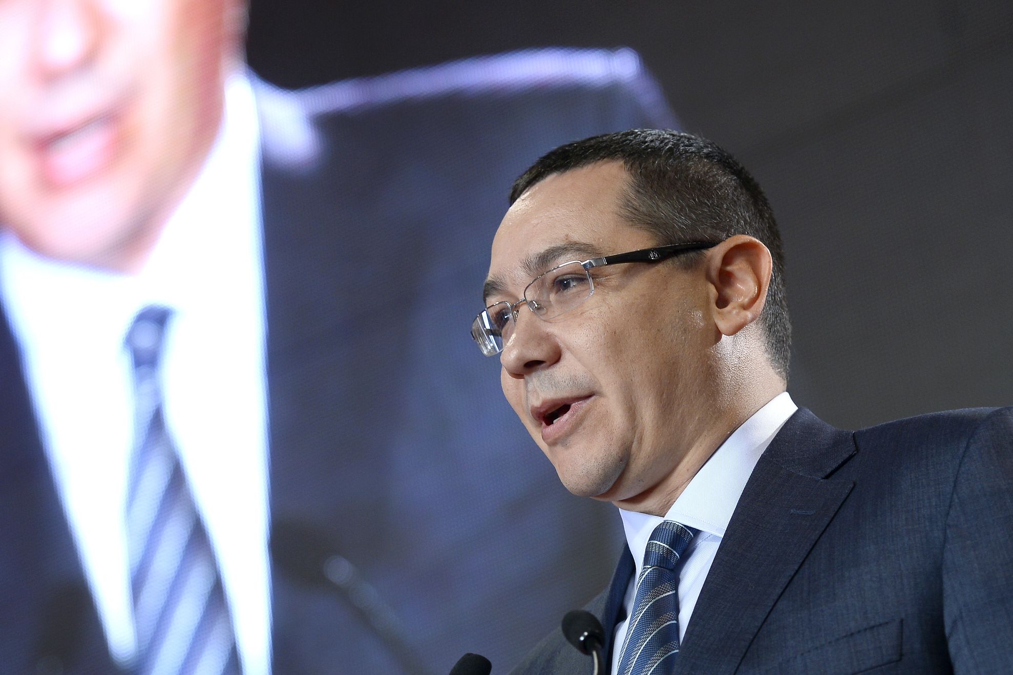 Ponta: USL, pregătită să revoteze legile nepromulgate de Băsescu chiar înainte de debutul sesiunii
