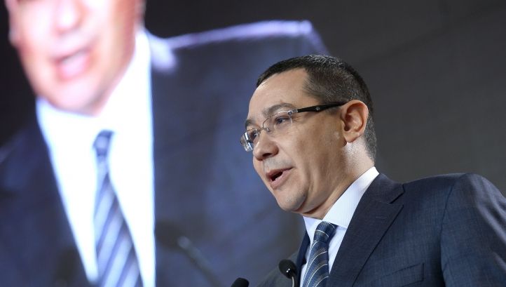 PONTA:Ar trebui să autentificăm legi la notariatul Ioanei Băsescu,să nu le mai blocheze preşedintele