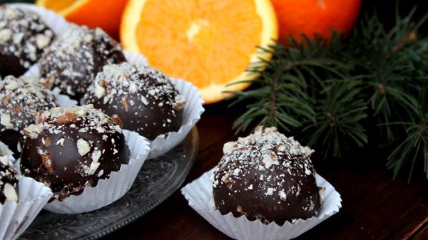 REŢETA ZILEI: Bomboane de ciocolată 