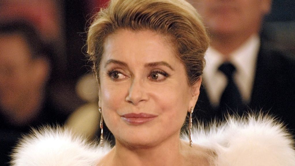 Catherine Deneuve își nuanțează poziția față ce campania #MeToo