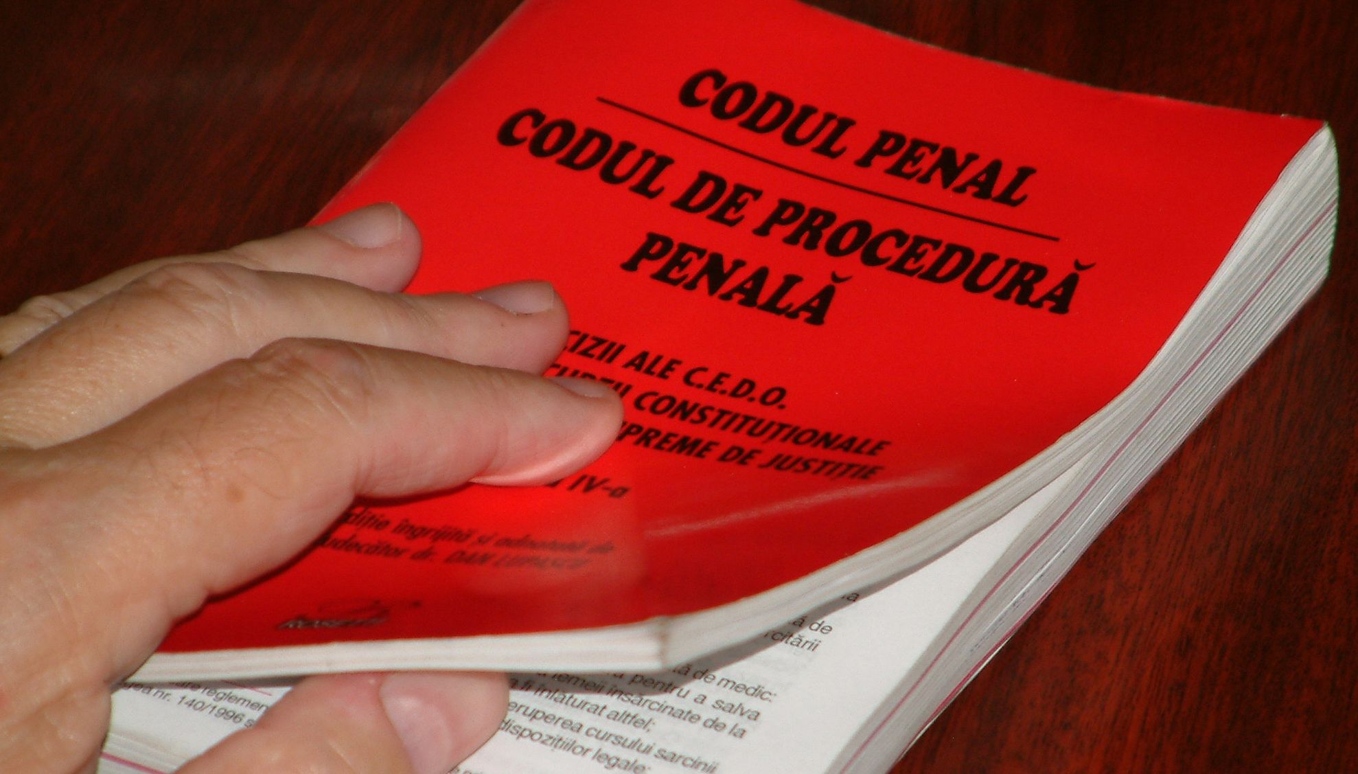 Ponta anunţă că NOUL COD PENAL intră în vigoare,fără referiri la eventuale modificări ale Guvernului