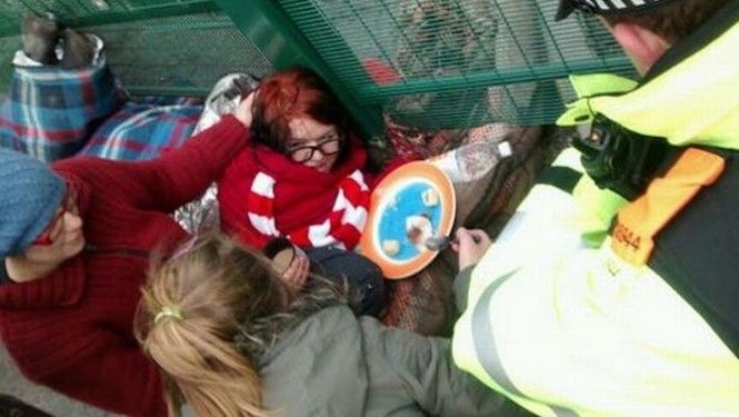 Proteste EXTREME contra gazelor de şist