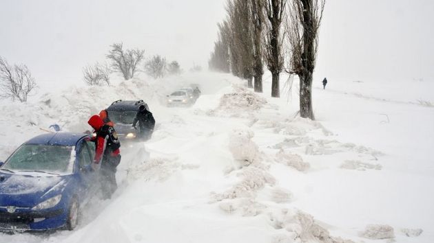 Ion Sandu, director ANM: "În partea de sud-est, duminică va ninge mai mult decât sâmbătă"
