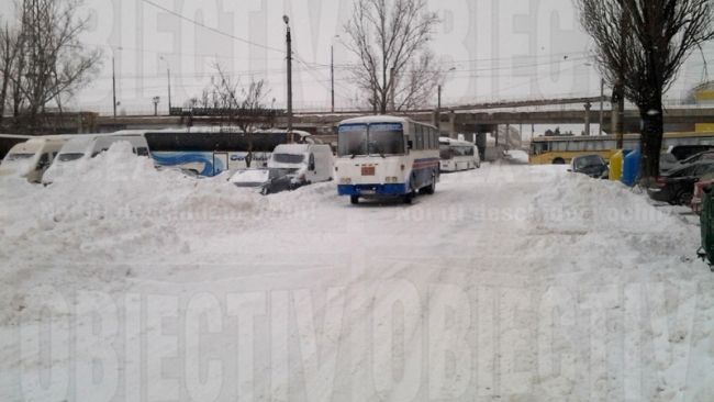 CALVARUL ALB la Brăila. 20 de sate din judeţ sunt blocate în nămeţi 