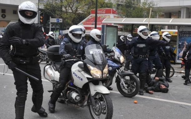 ATENTAT cu BOMBĂ la Atena