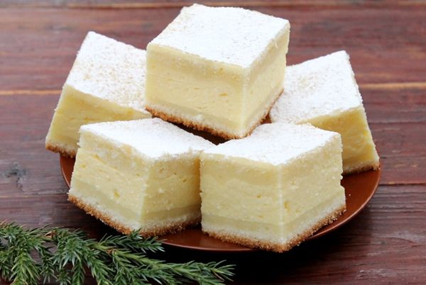 REŢETA ZILEI: Prăjitură cu brânză dulce