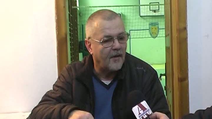 Un nou profesor acuzat că cere șpagă. Înregistrat de elevi în timp ce-i făcea oligofreni
