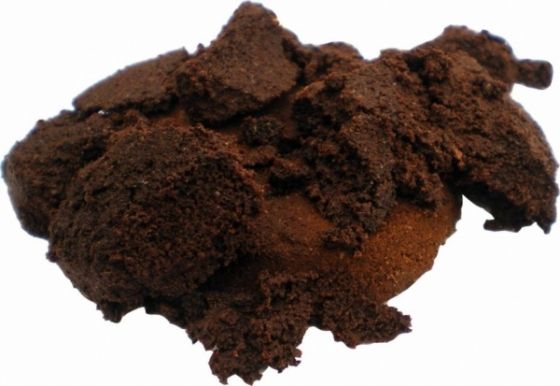 BEI CAFEA ACASĂ? Zece motive să nu mai arunci zațul de cafea