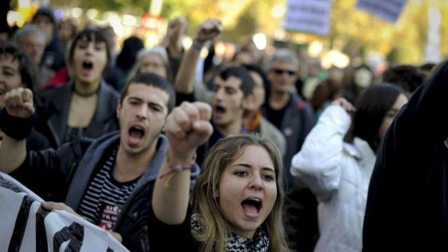 "Aici e BOMBA CU CEAS a Europei", spun cei mai mari economişti ai lumii