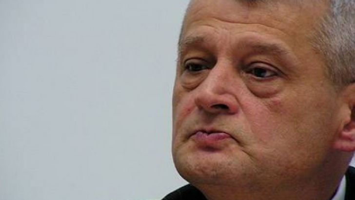 PDL Bucureşti cere DEMISIA LUI SORIN OPRESCU, pentru că oraşul "este înmormântat în zăpadă"