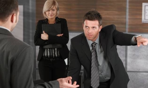 Te poate concedia angajatorul dacă REFUZI să stai peste program?