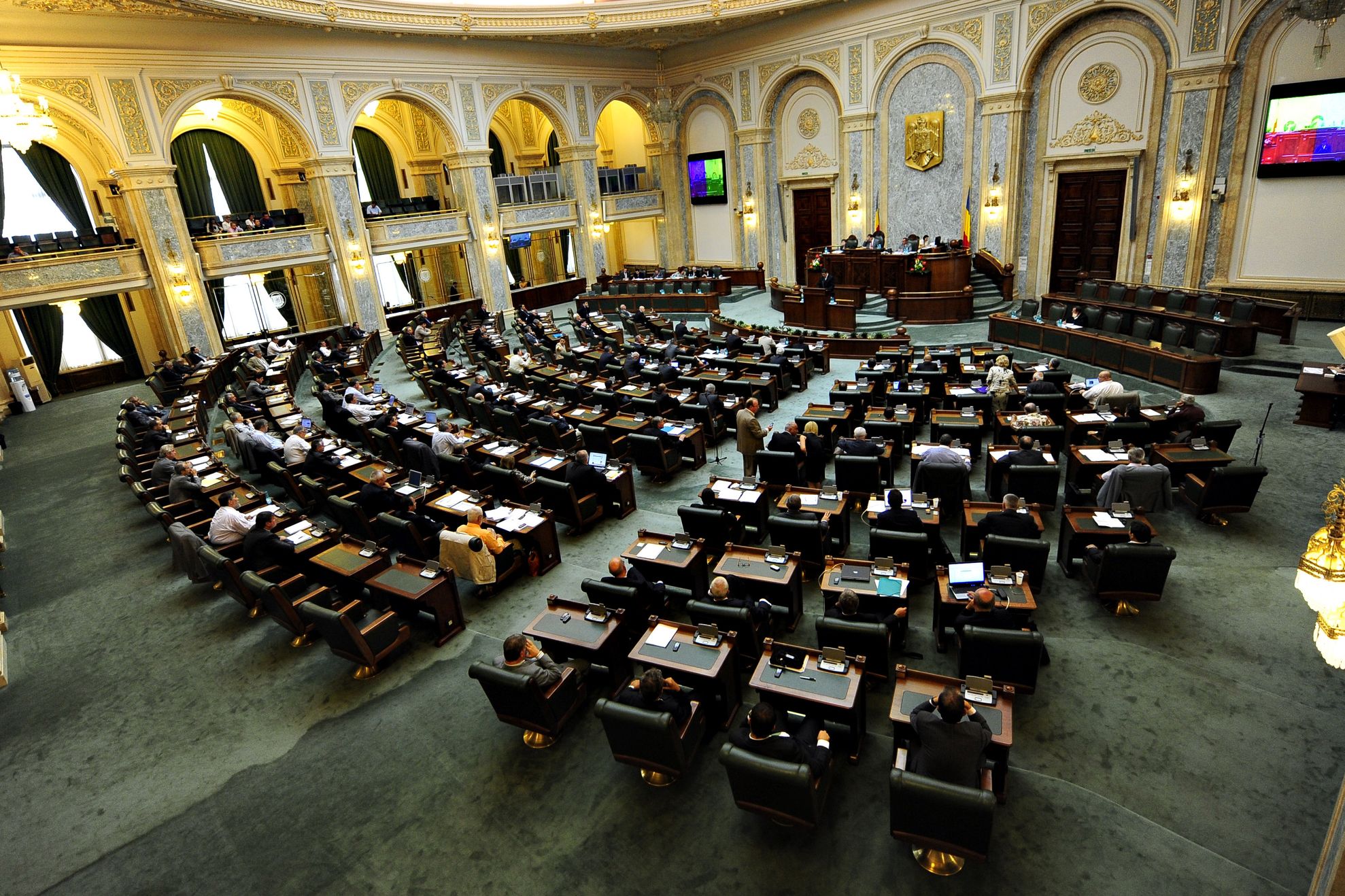 Plenul Senatului a votat noul Birou Permanent. Rocadă la Secretariatul general al Senatului