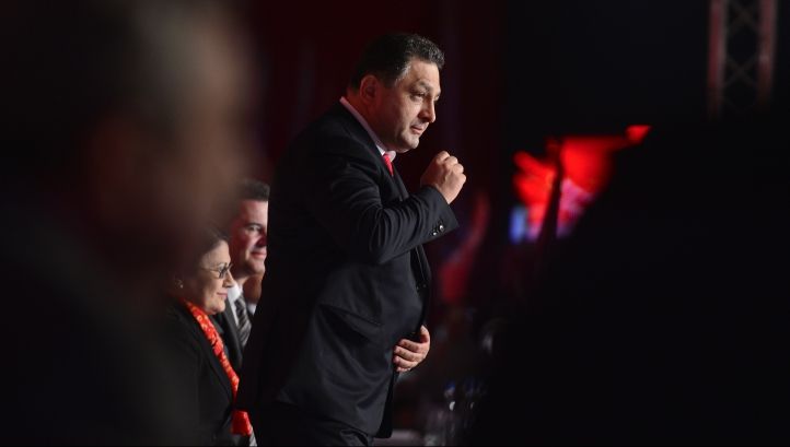 VANGHELIE: Iliescu şi Băsescu, singurii lideri de mase din România