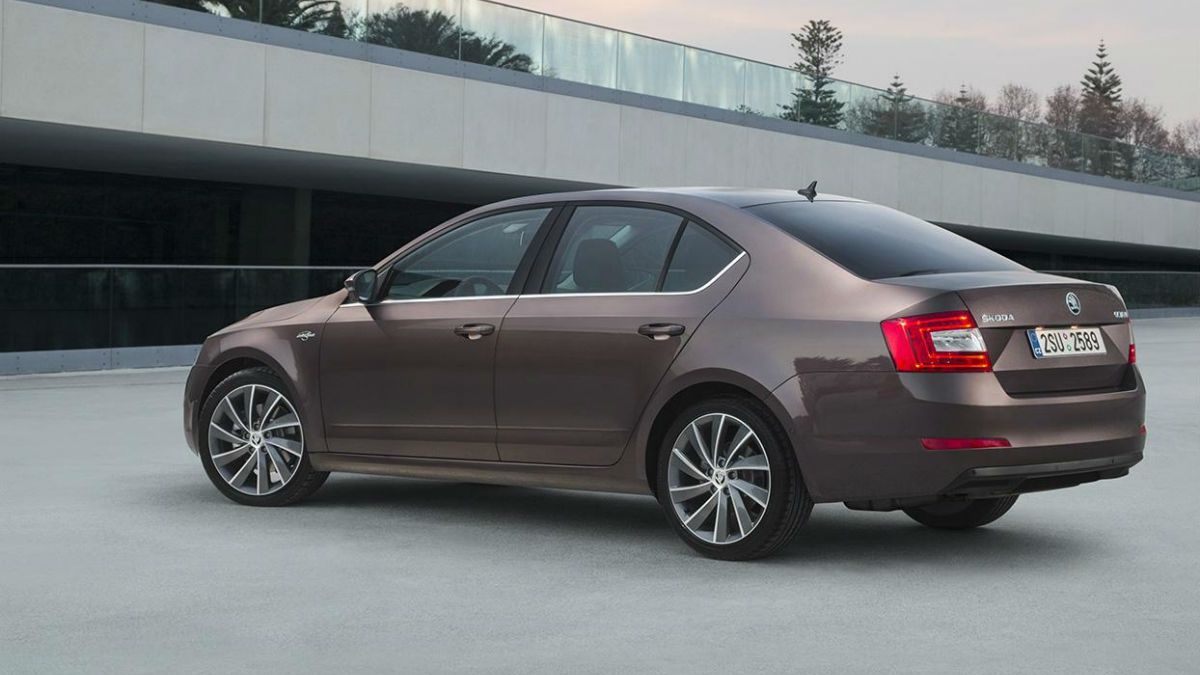 Skoda merge la Salonul de la Geneva cu o versiune de top Skoda Octavia