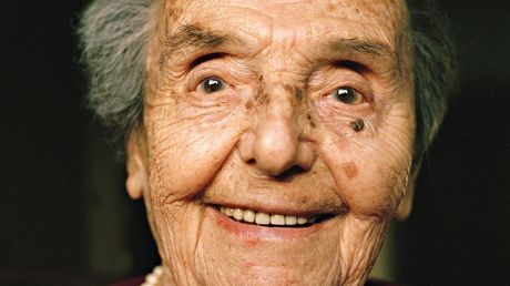 Cea mai în vârstă supravieţuitoare a Holocaustului a murit. Alice Herz-Sommer avea 110 ani