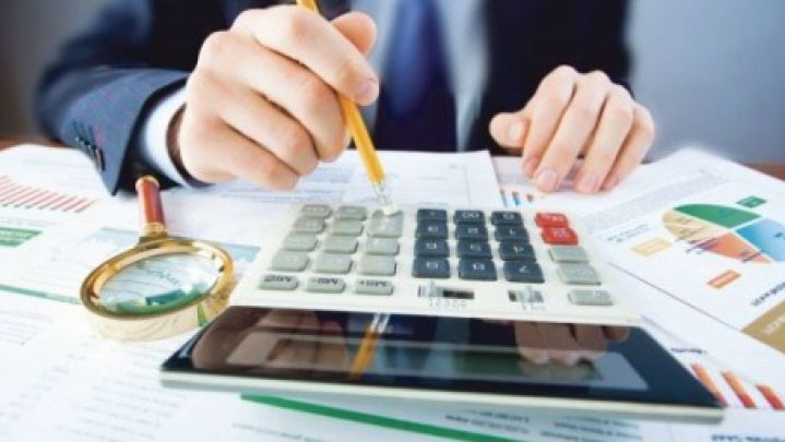 Director din CNAS, URMĂRIT PENAL pentru abuz în serviciu în cazul unor achiziţii