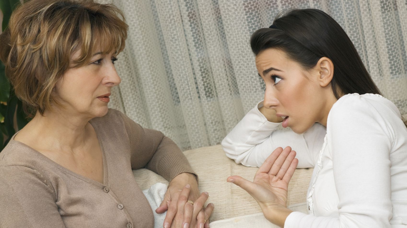 Horoscop. Ce fel de mamă vei fi, în funcţie de zodia ta