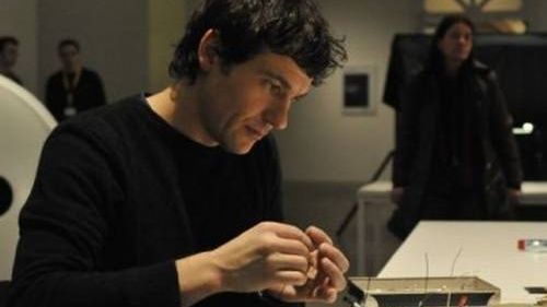 Dosare secrete "pietrificate", tocate şi incinerate de STASI prezentate de un artist român