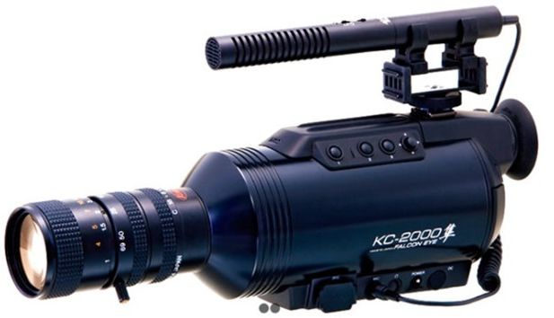 Prima cameră capabilă să filmeze color pe întuneric