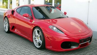 Ce părere ai de această PENSIE? Îşi poate cumpăra un Ferrari pe lună