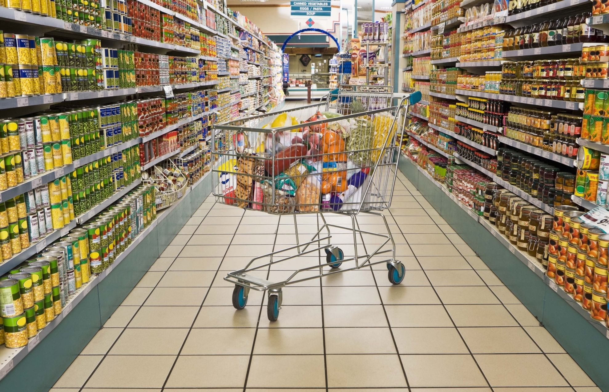 SUPERMARKETURI ÎNCHISE ÎN WEEKEND: Ce spun deputaţii din Comisia de agricultură