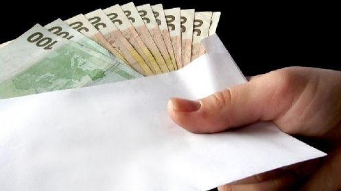 Drepturi salariale de 553.000 lei, acordate ilegal de Ministerul Justiţiei -raport Curtea de Conturi