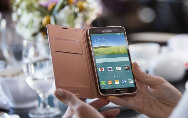  SAMSUNG GALAXY S5: Primele teste video cu noul SAMSUNG GALAXY S5