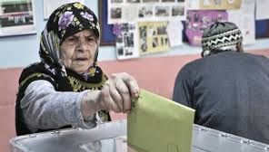 TURCIA, ALEGERI LOCALE. Rezultate parţiale: partidul premierului Erdogan, pe primul loc