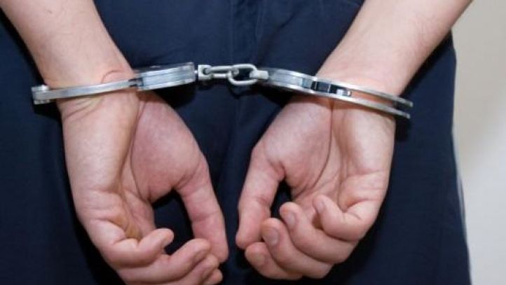 UMILITĂ de iubit pentru că a vrut să-l părăsească. A tuns-o și a legat-o cu lanțuri