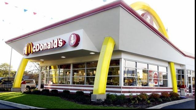McDonald's îşi închide restaurantele dintr-o ţară aflată la doi paşi de România