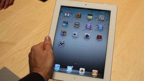 Apple a scos de pe piaţă tabletele iPad2