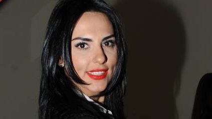 Uite cum ARATĂ INELUL de LOGODNĂ cu DIAMANTE al Laviniei, primit de la Ştefan Bănică Jr.