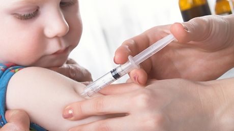 "Admiterea copiilor la grădiniţă ar trebui condiționată de vaccinare"
