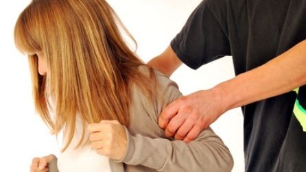 SANCŢIUNEA INCREDIBILĂ aplicată unui învăţător care a bătut o elevă