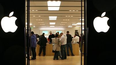 Apple se pregăteşte vânzarea unui smartwatch, în octombrie