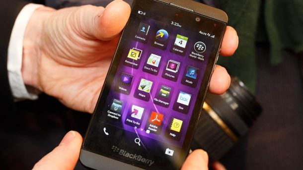 LOVITURĂ pentru BlackBerry