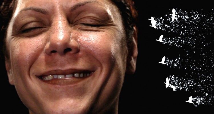 EMOŢIONANT. Cum descriu nevăzătorii FRUMUSEŢEA