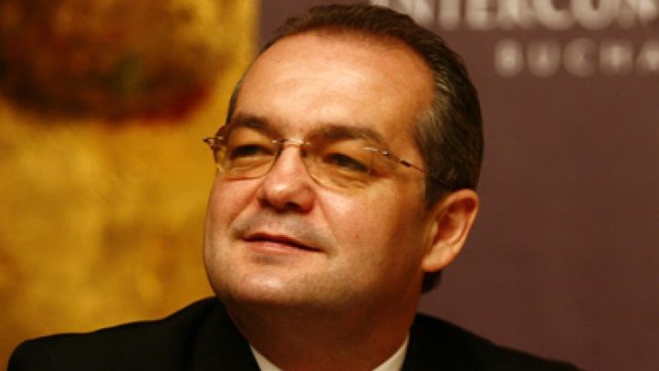 Emil Boc a postat pe Facebook un mesaj video pentru clujeni