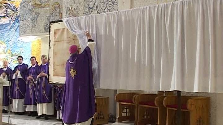 O copie fidelă a giulgiului din Torino se află în România 