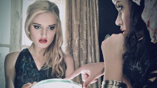 HOROSCOPUL ŢIGĂNESC: Cum stai cu dragostea în 2014