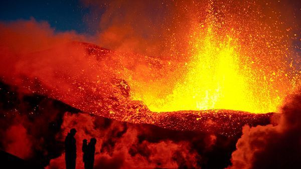 RAPORT: Erupţia vulcanică ce ar putea ucide milioane de oameni în Europa