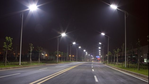 Lămpile cu LED revoluționează iluminatul stradal