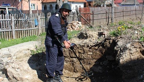 Au încremenit ce au descoperit sub temelia unei case bătrânești din Argeș 