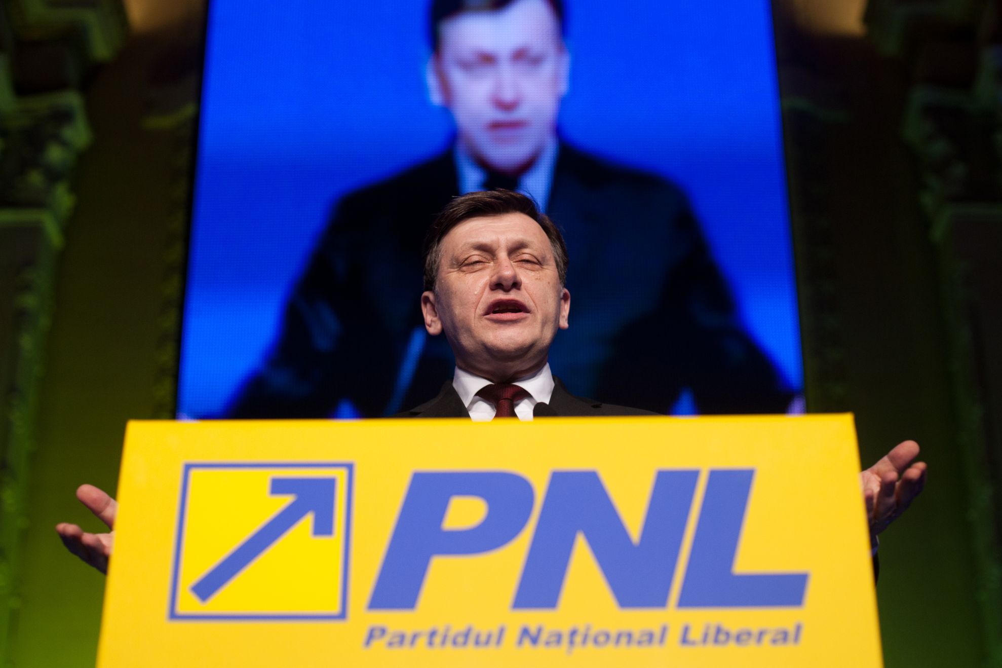 PNL împlineşte 139 de ani. Antonescu: Este anul care ne poate consacra ca marele partid de dreapta