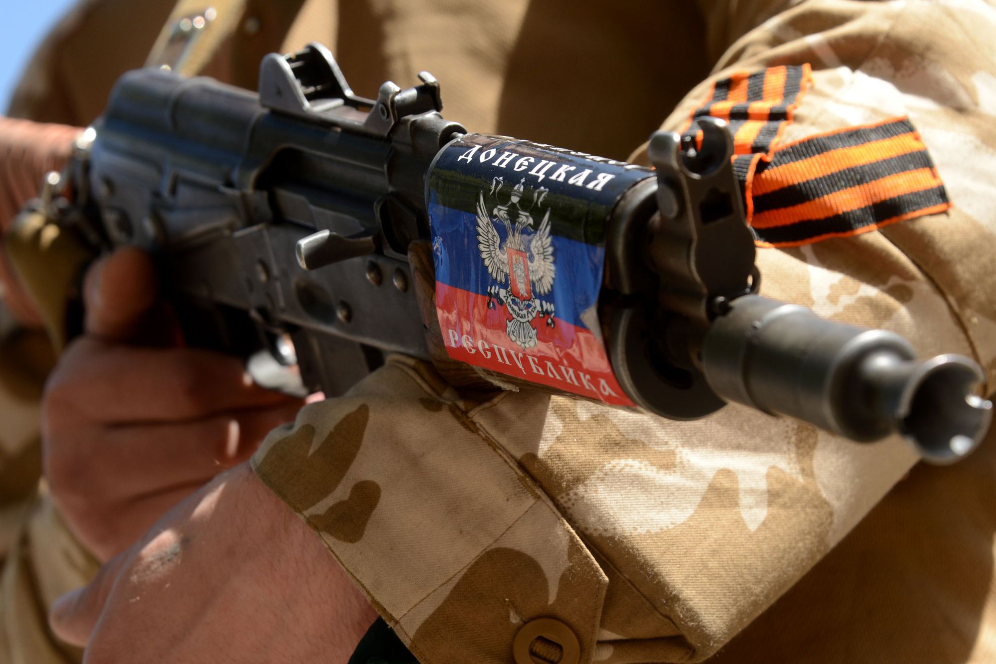 OSCE anunţă că a pierdut contactul cu altă echipă de observatori în estul Ucrainei