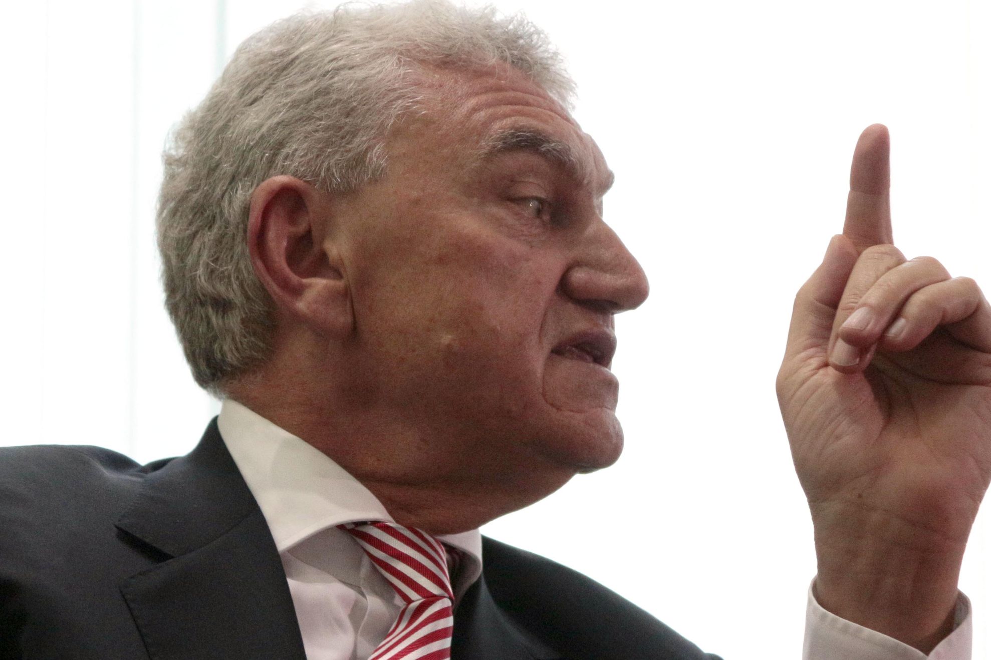 Mişu Negriţoiu, şeful ASF: "91 de şefi au dispărut"