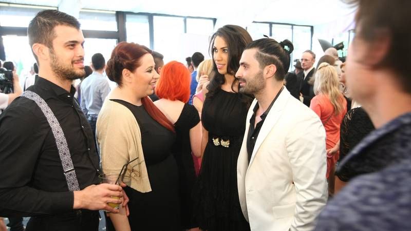 PRIMA IMAGINE cu Oana Roman după intervenţiile suferite