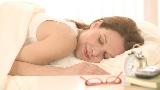 SIMPTOMUL ASCUNS al privării de SOMN. Testul simplu pe care îl poţi face