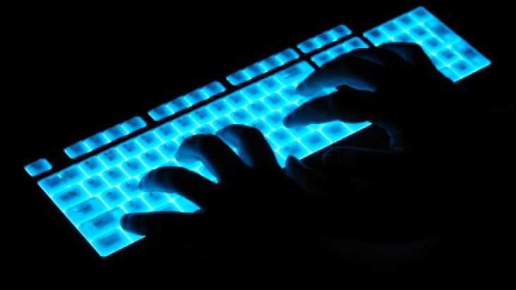 Şeful SRI, George Maior, citat în dosarul hackerului GUCCIFER 